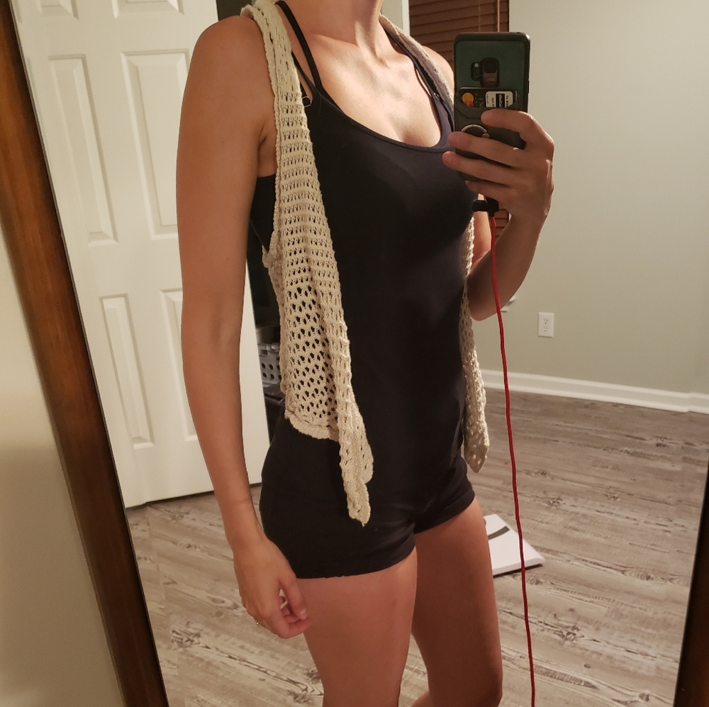 Sweater vest